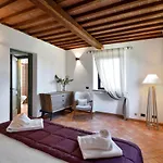Porsenna Resort