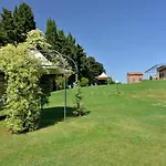 Porsenna Resort *
