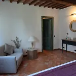 Porsenna Resort *