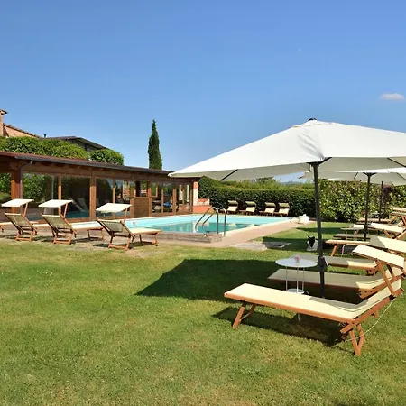 Porsenna Resort *