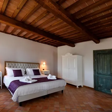 Porsenna Resort *