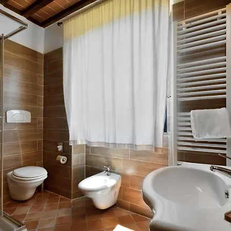 Porsenna Resort *