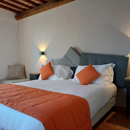 Porsenna Resort